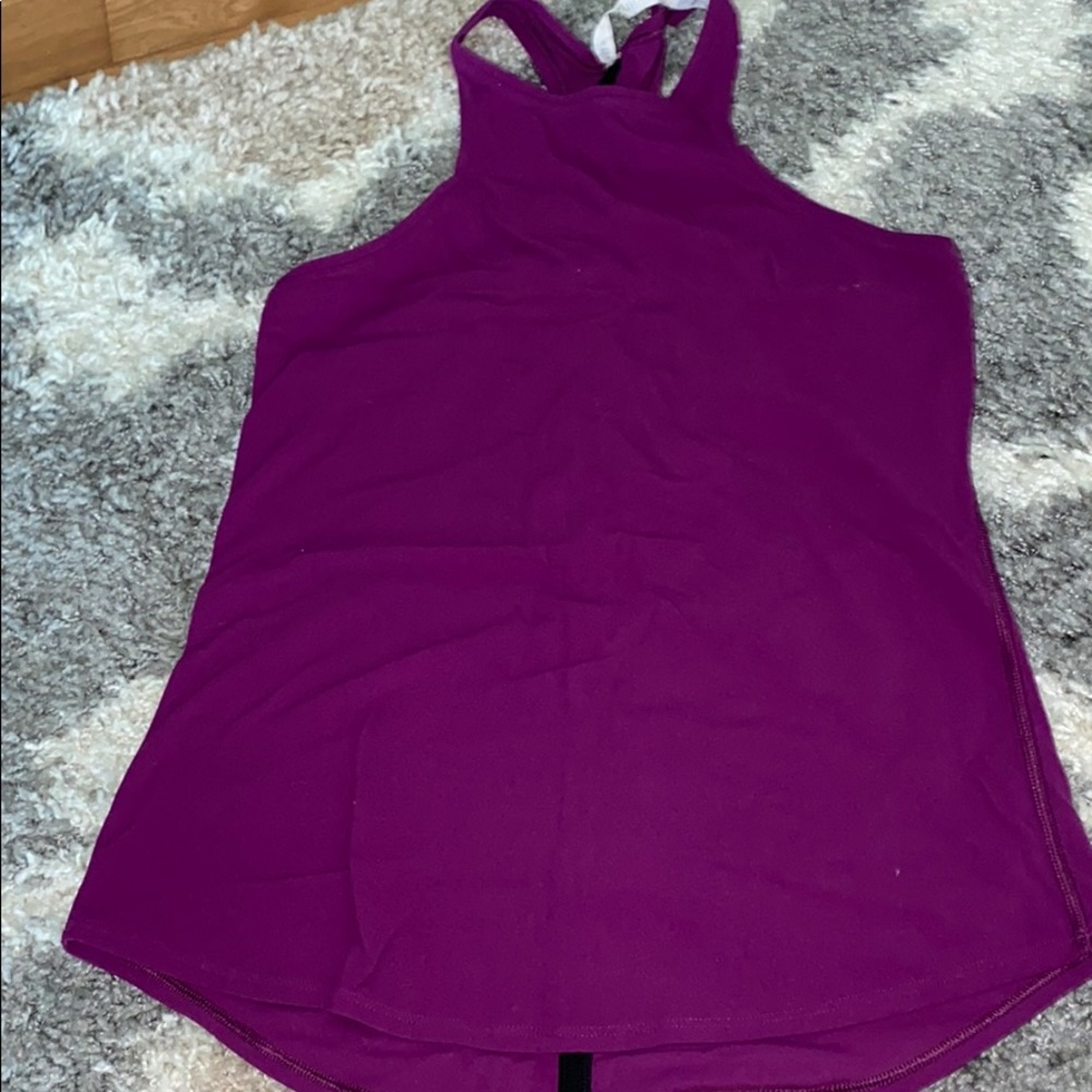 Lululemon razor back athletic top SIZE 6